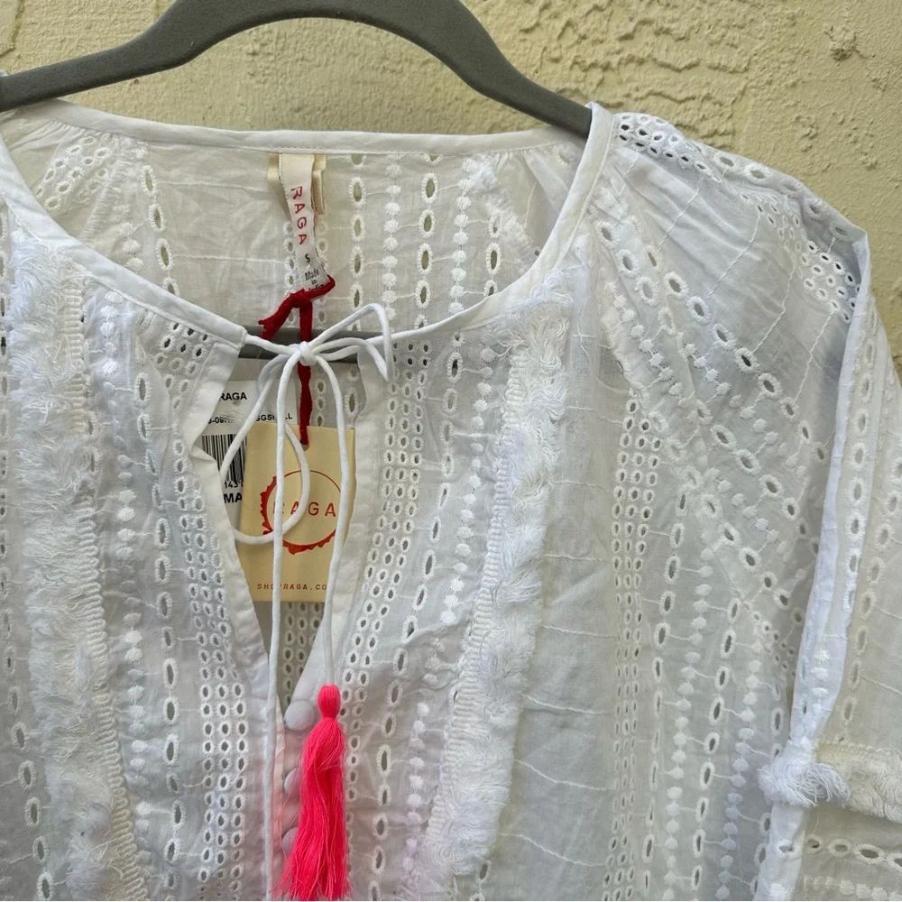 NWT Raga Arshi Embroidered Mini Beach Dress in white S - Picture 7 of 10